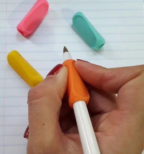 Adaptador simple para lápices y bolígrafos