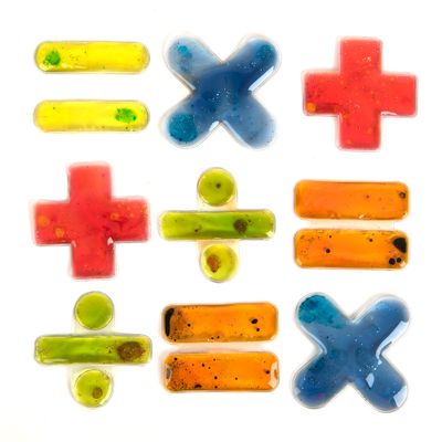 TTS-MSSO.0 Operações Matemáticas Translúcidas